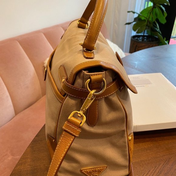 Prada handbag - Picture 2 of 12